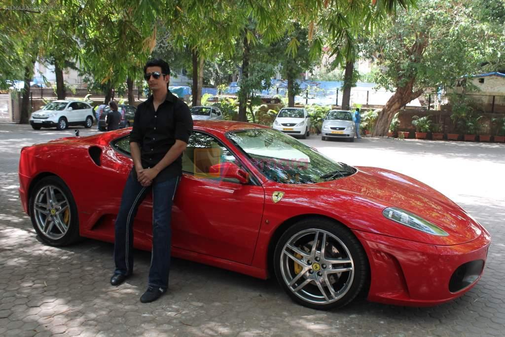 Sharman Joshi promotes Ferrari Ki Sawari in Mumbai on 8th June 2012