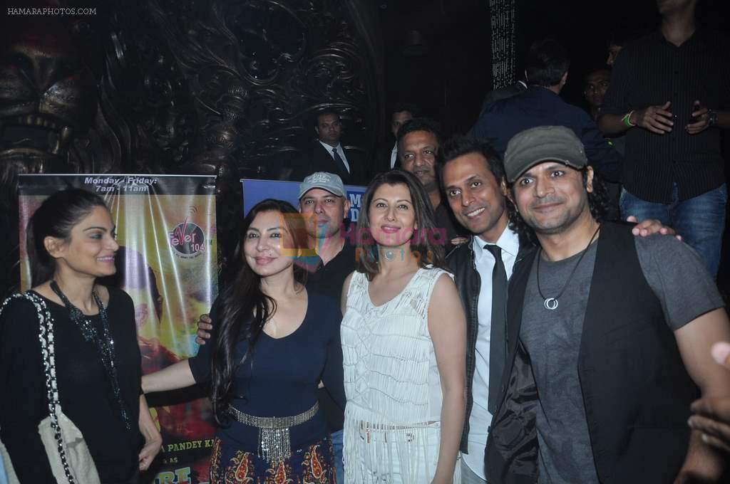 Sangeeta Bijlani, Alvira Khan, Atul Agnihotri at Strings Concert in Bandra, Mumbai on 10th June 2012