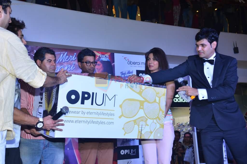 Priyanka Chopra, Shahid Kapoor at Opium eye wear promotions in Oberoi Mall, Goregaon on 13th June 2012