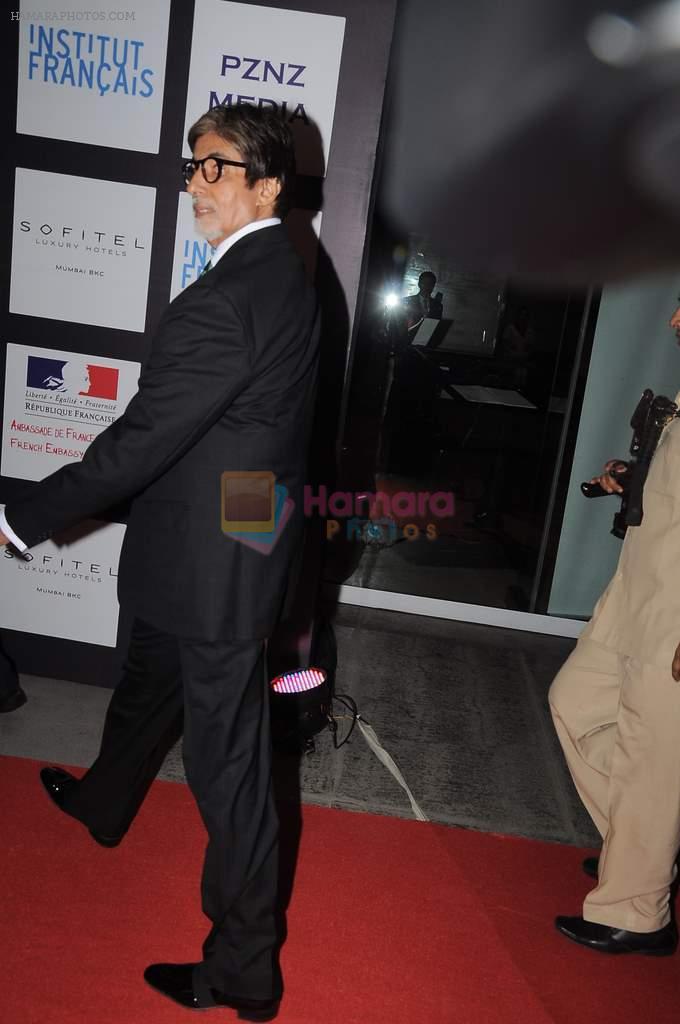 Amitabh Bachchan at the launch of Ishq in Paris film in Trident, Mumbai on 19th June 2012