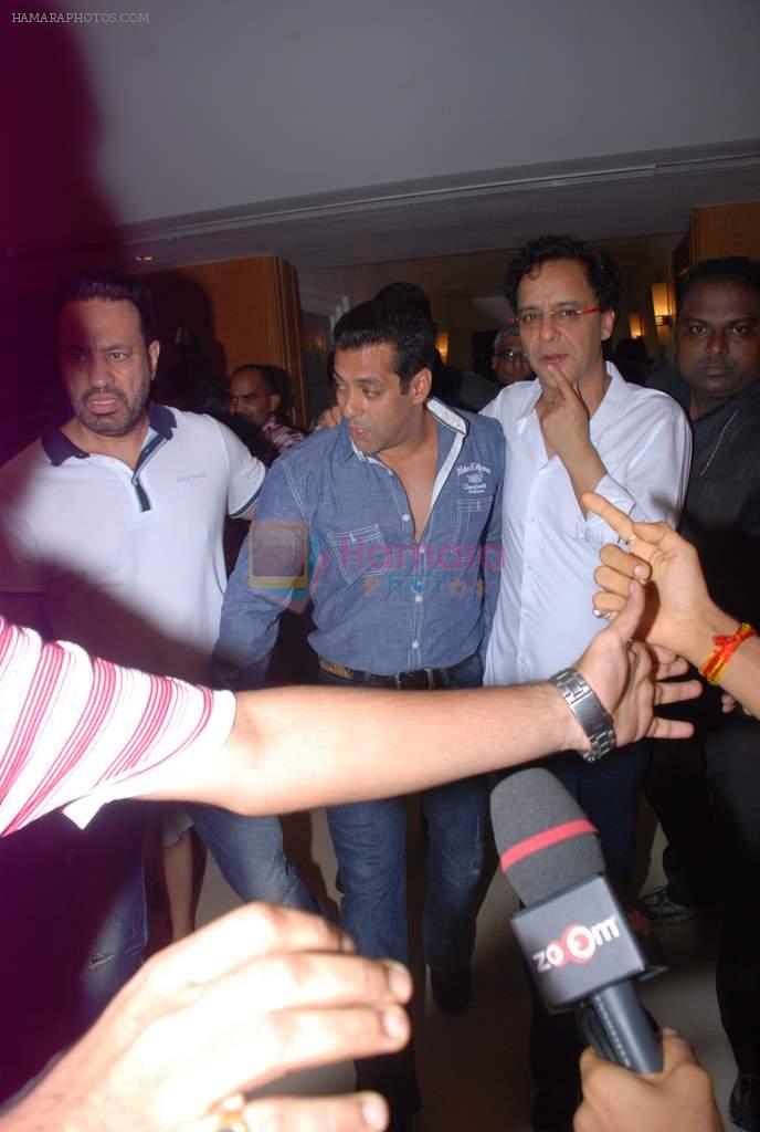 Salman Khan at Prem Chopra's bash for the success of Sharman Joshi's film Ferrari Ki Sawaari on 20th June  2012