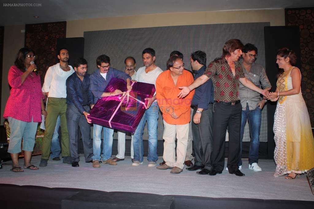 Sunil Shetty,Rakesh Bedi at the music launch of Mere Dost Picture Abhi Baaki Hai in Novotel, Mumbai on 21st June 2012