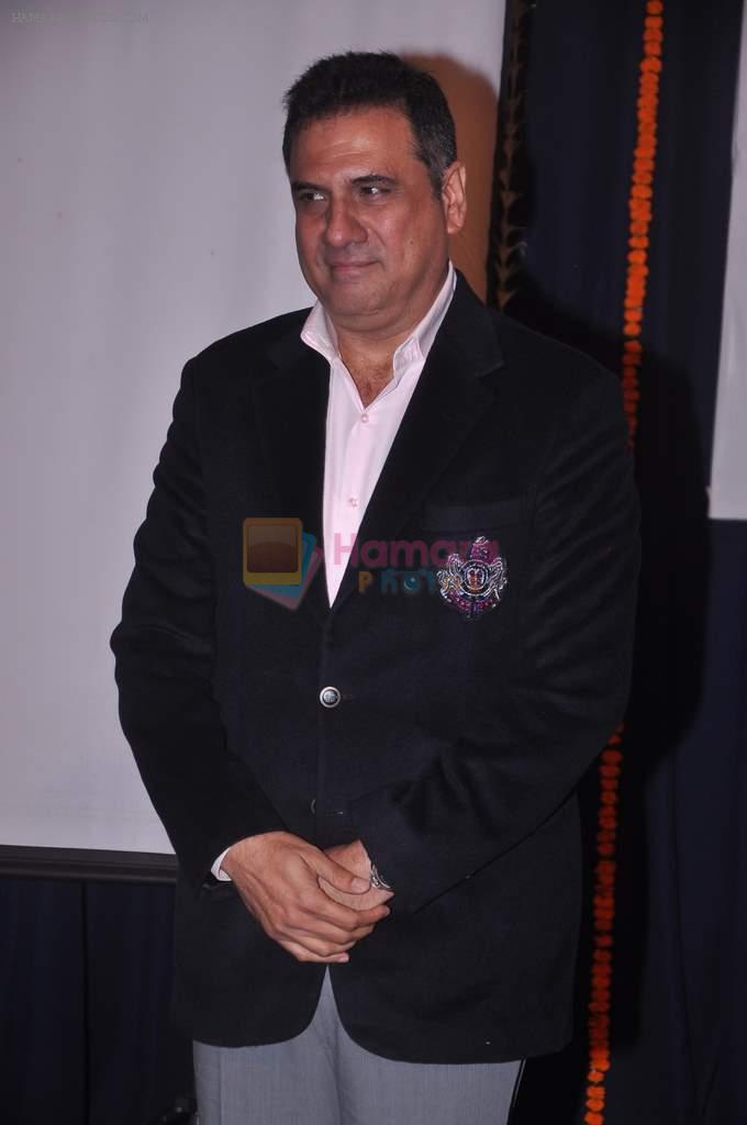 Boman Irani spend time with cancer patients in Mahalaxmi on 24th June 2012