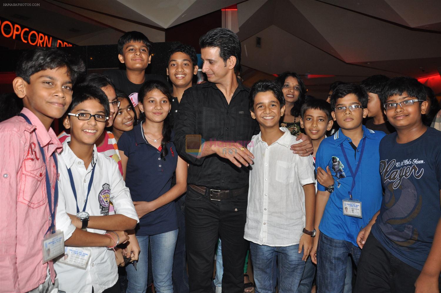 Sharman Joshi, Ritvik Sahore at Ferrari Ki Sawaari Kids Spl Screening in Mumbai on 24th June 2012