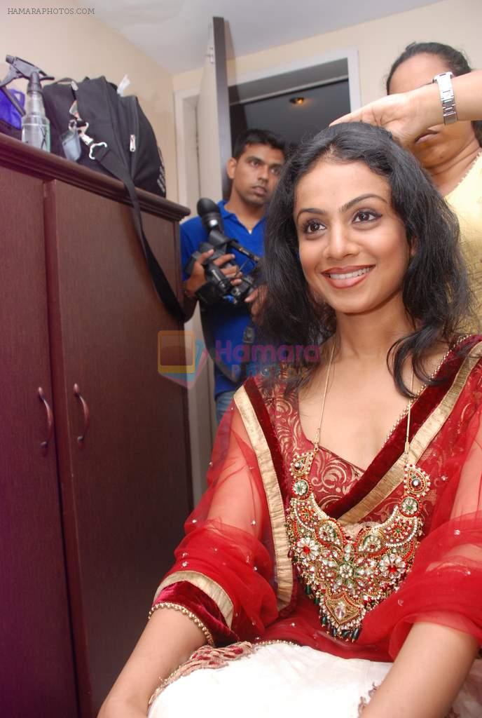 Manasi Parekh Gohil As Showstopper At Beauty Event in Mumbai on 25th June 2012