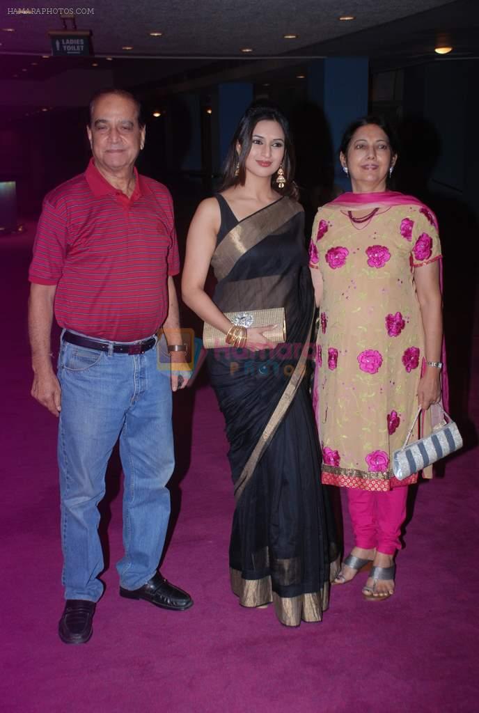divyanka tripathi at SAB Ke Anokhe Awards in NCPA, Mumbai on 26th June 2012