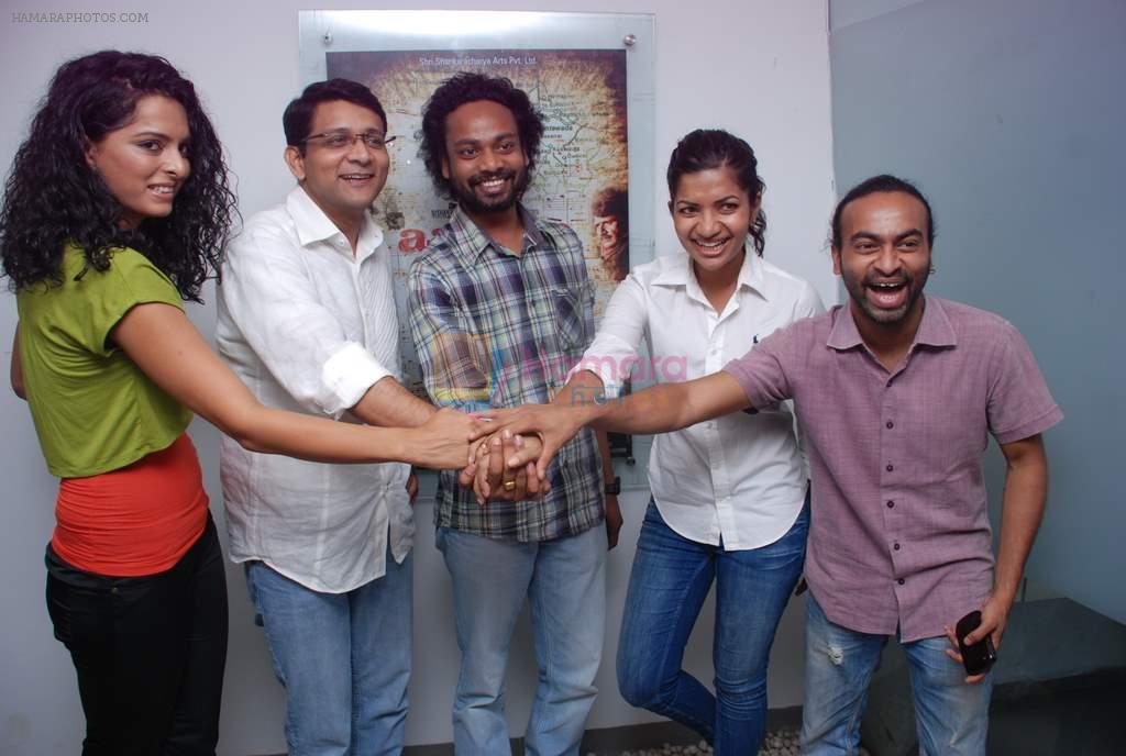 Ruhi Chaturvedi, Nishant Tripathi, Manish Manikpuri, Gamya Wijayadasa, Pitobash Tripathy at Alaap film interviews in Andheri, Mumbai on 27th June 2012