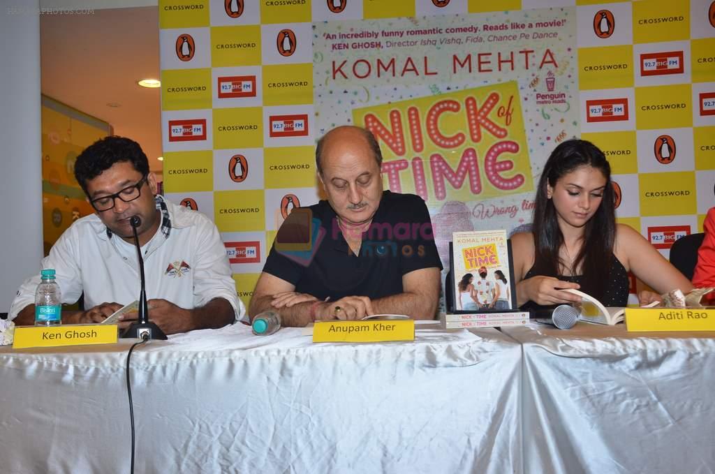 Anupam Kher, Ken Ghosh at the book launch of Komal Mehta in Crossword, Mumbai on 28th June 2012