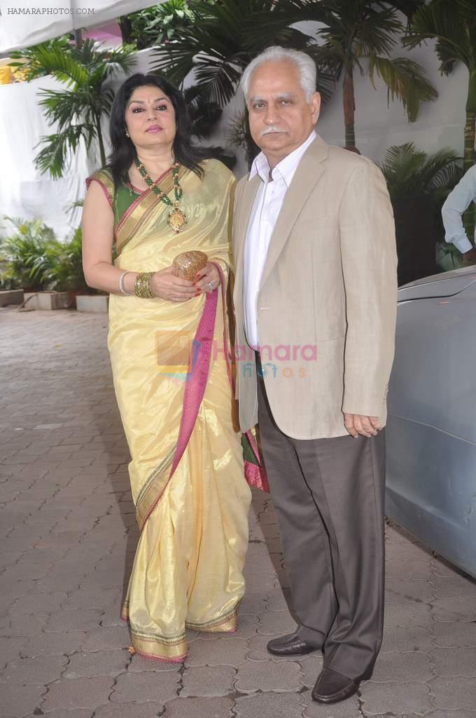 Ramesh Sippy, Kiran Sippy at Esha Deol's wedding in Iskcon Temple on 29th June 2012