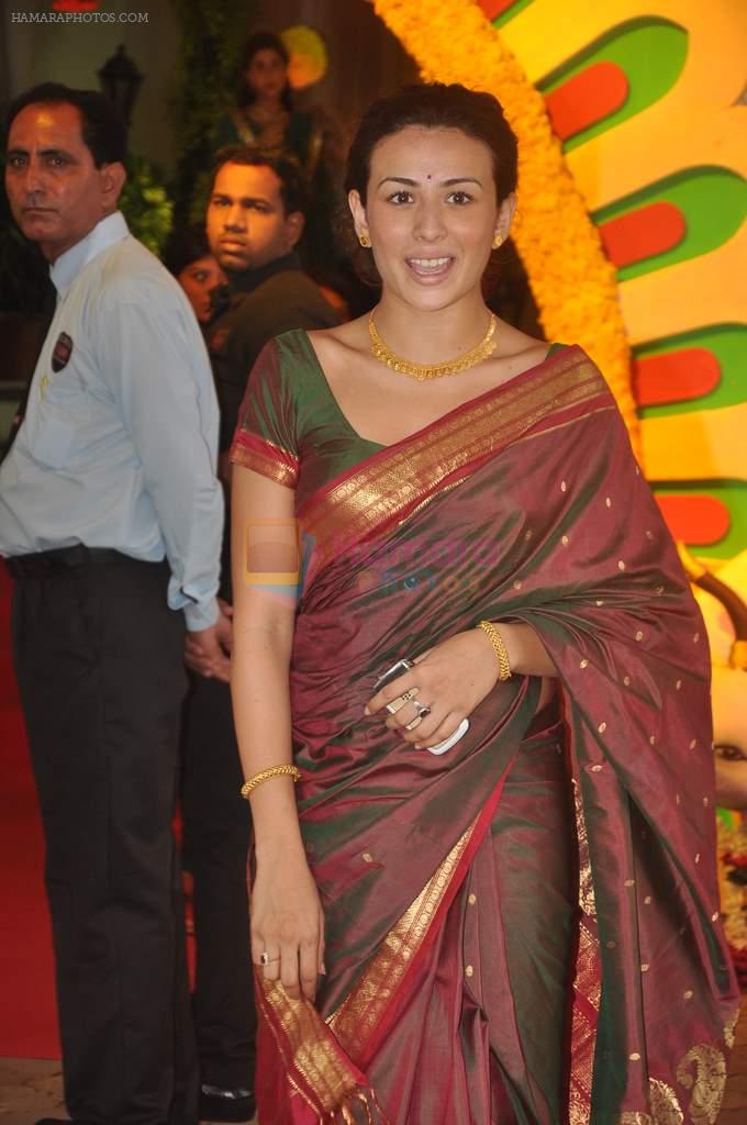 pia Trivedi at Esha Deol's wedding in Iskcon Temple on 29th June 2012