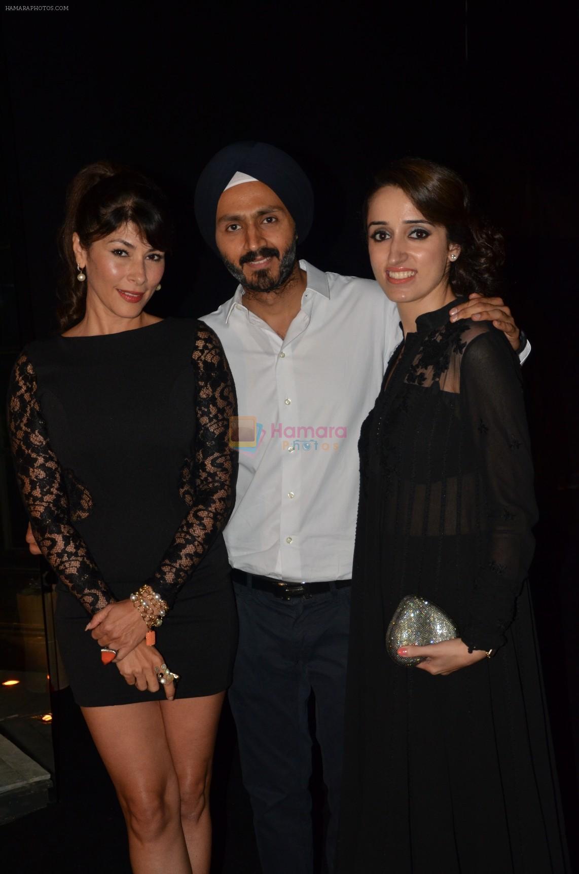 Feroze Gujral with Dalbir and Chanya Kaur at the launch of Pure Concept in Mumbai on 29th June 2012