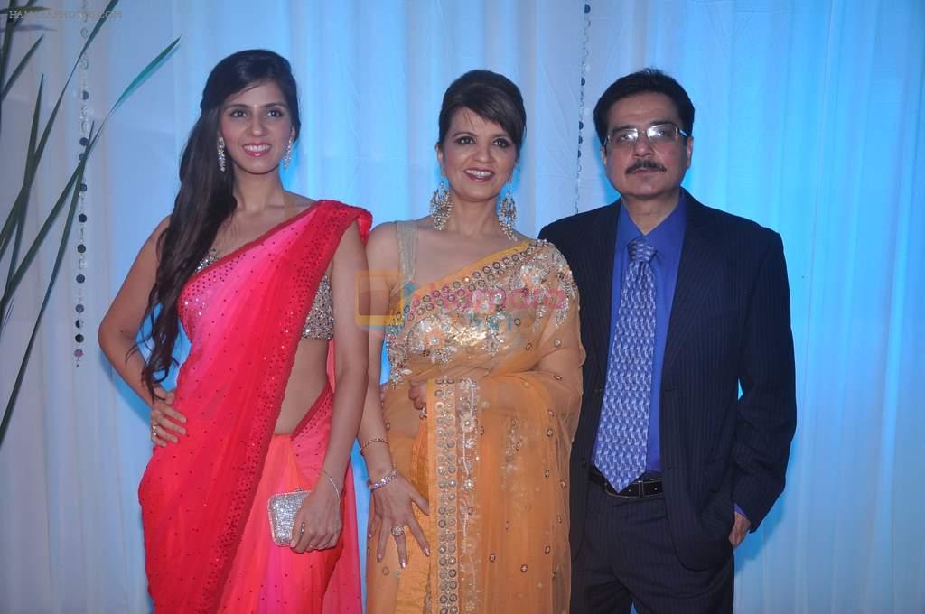Neeta Lulla, Nishka Lulla at Esha Deol's wedding reception in five-star hotel,Mumbai on 30th June 2012