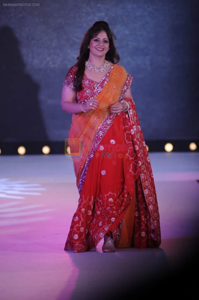 Kiran Bawa at Pidilite presents Manish Malhotra, Shaina NC show for CPAA in Mumbai on 1st July 2012