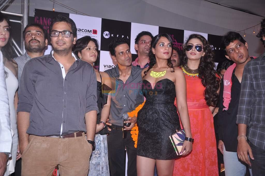 Reema Sen, Huma Qureshi, Richa Chadda, Manoj Bajpai at Gangs of Wasseypur success bash in Escobar, Mumbai on 5th July 2012