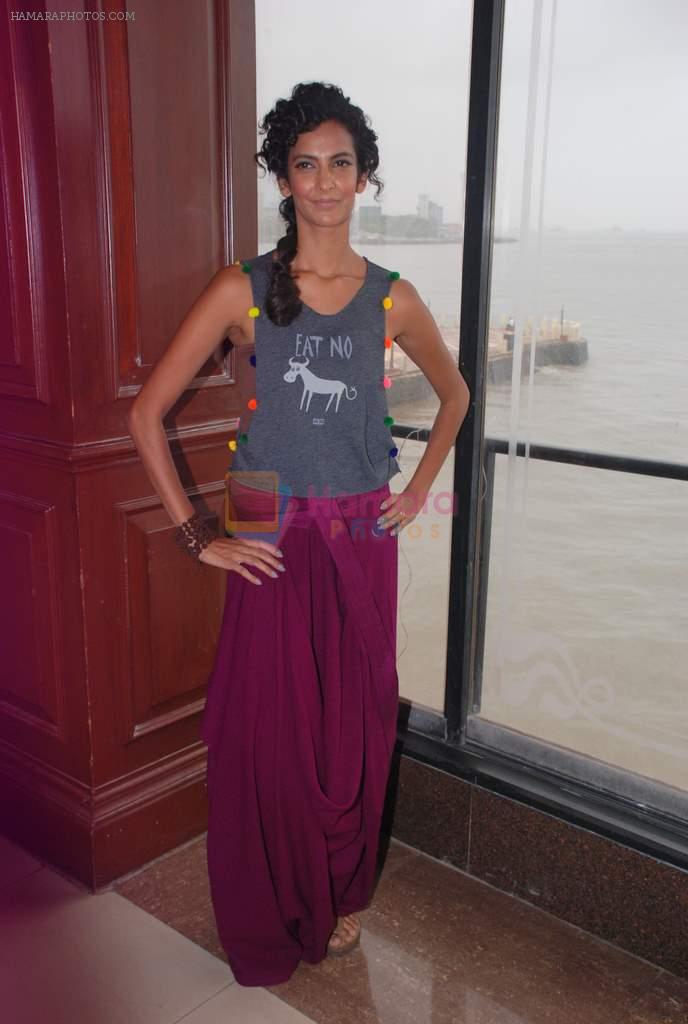Poorna Jagannathan proudly declares, I AM A VEGETARIAN in new PETA AD in Mumbai on 9th July 2012