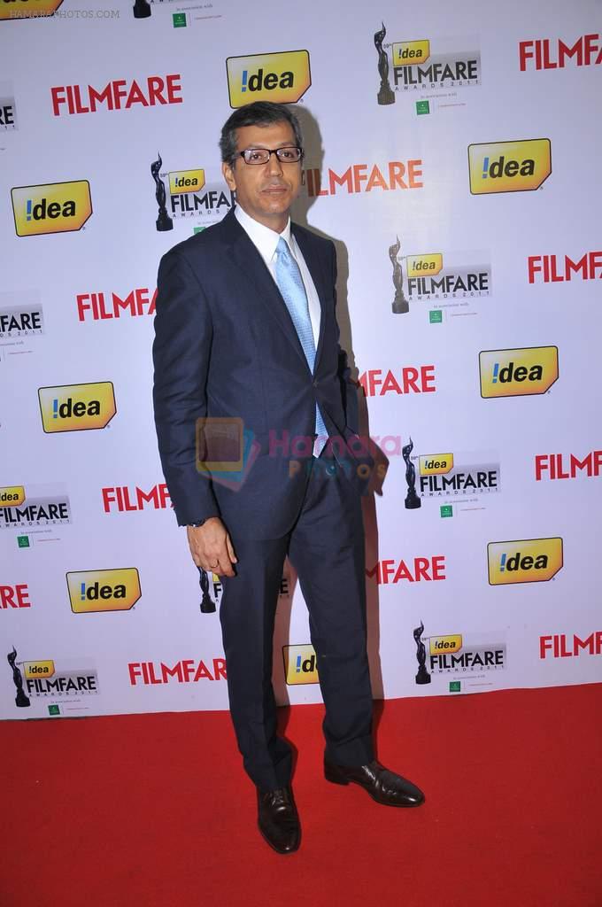 Mr. Tarun Rai (CEO, World Wide Media) at the Red Carpet of _59th !dea Filmfare Awards 2011_