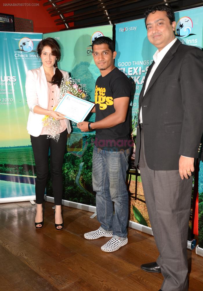 Sagarika Ghatge graces Citrus Checks Inn event in Mumbai on 11th July 2012