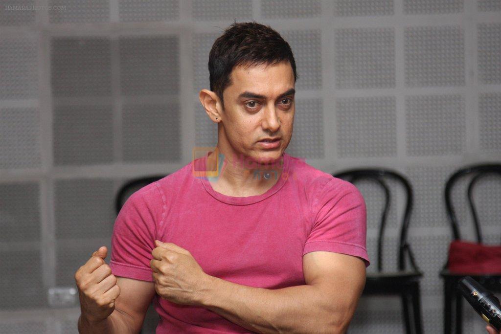 Aamir Khan at SMJ press conference in Yashraj Studio on 11th July 2012