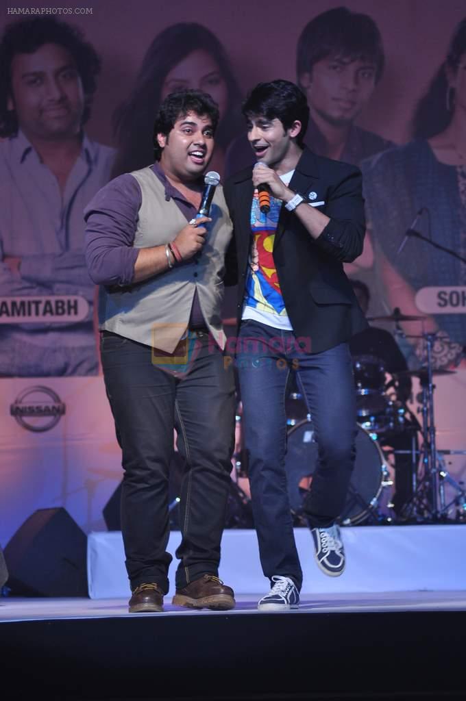 Hussain Kuwajerwala at Indian Idol concert in Pune on 12th July 2012