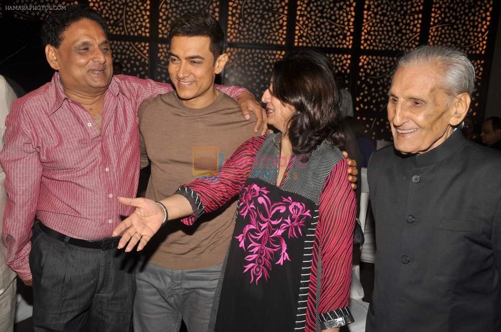 Aamir Khan at trade analyst Amod Mehra's birthday in Andheri on 13th July 2012