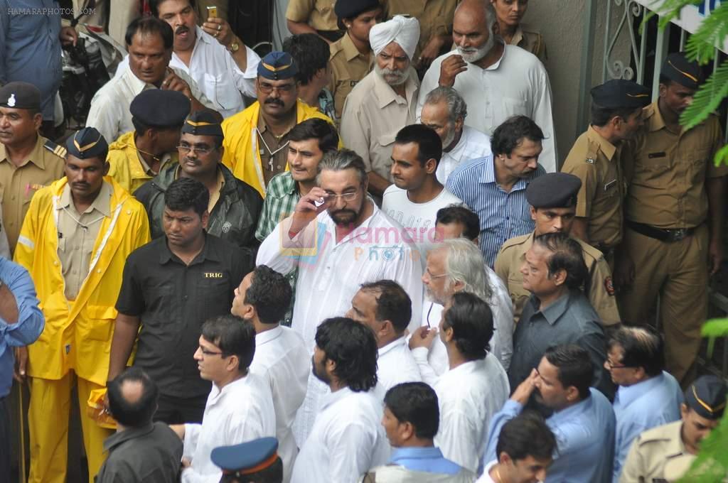 Kabir Bedi at Rajesh Khanna's Funeral in Mumbai on 19th July 2012