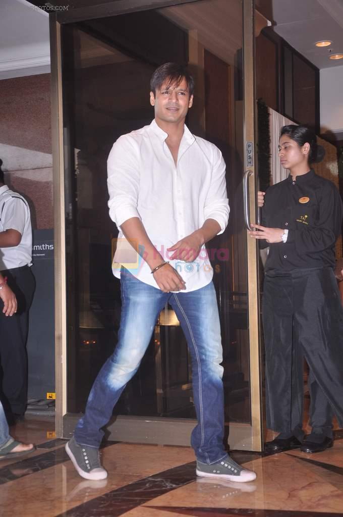 Vivek Oberoi at Rajesh Khanna chautha in Mumbai on 21st July 2012
