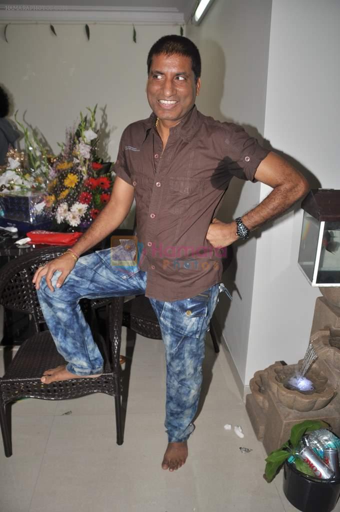 Raju Shrivastav at Manoj Tiwari's house warming party in Andheri, Mumbai on 23rd July 2012