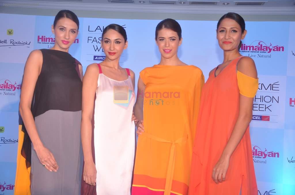 Sucheta Sharma, Alecia Raut at the launch of Lakme Timeless collection  in Taj Land's End on 24th July 2012