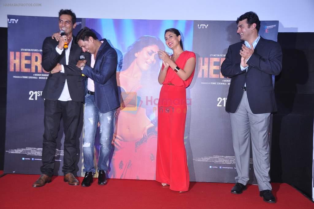 Arjun Rampal, Madhur Bhandarkar, Kareena Kapoor, Siddharth Roy Kapur at Heroine Film First look in Cinemax, Mumbai on 25th July 2012