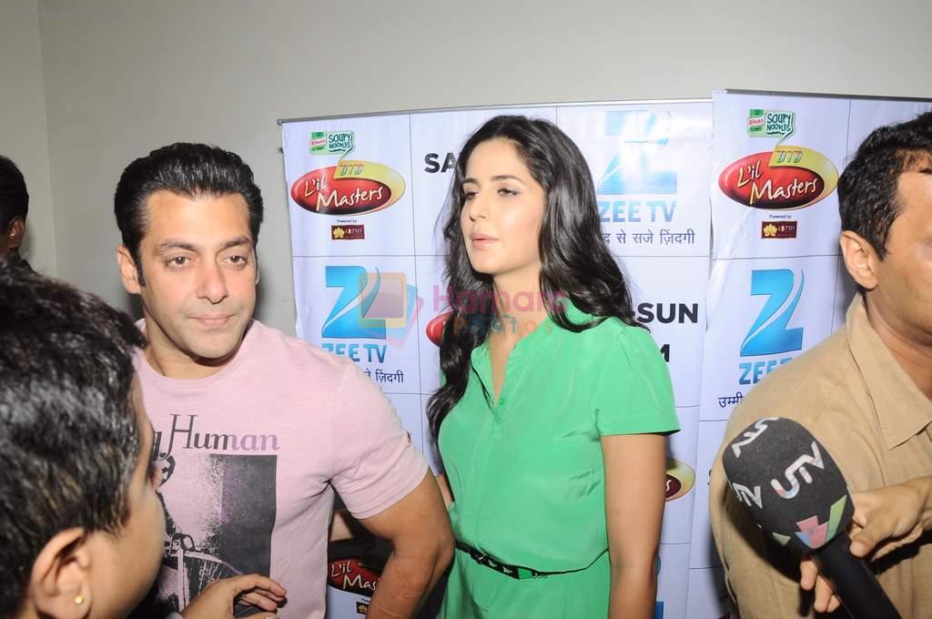 Salman Khan, Katrina Kaif on the sets of Lil Masters in Famous,Mumbai on 30th July 2012