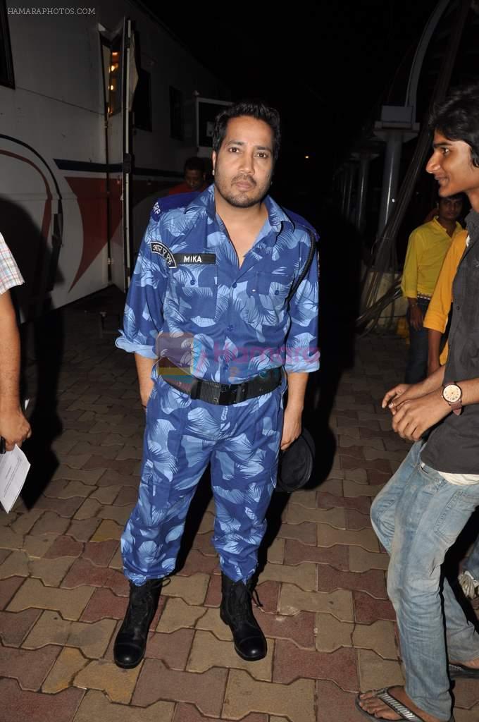 Mika Singh shoots for Azadi shoot for Life OK in Filmalaya on 2nd Aug 2012