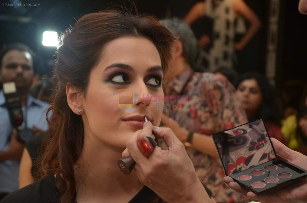 Amrit Maghera gets a new look by Cory Walia at Lakme Absolute event  on 3rd Aug 2012
