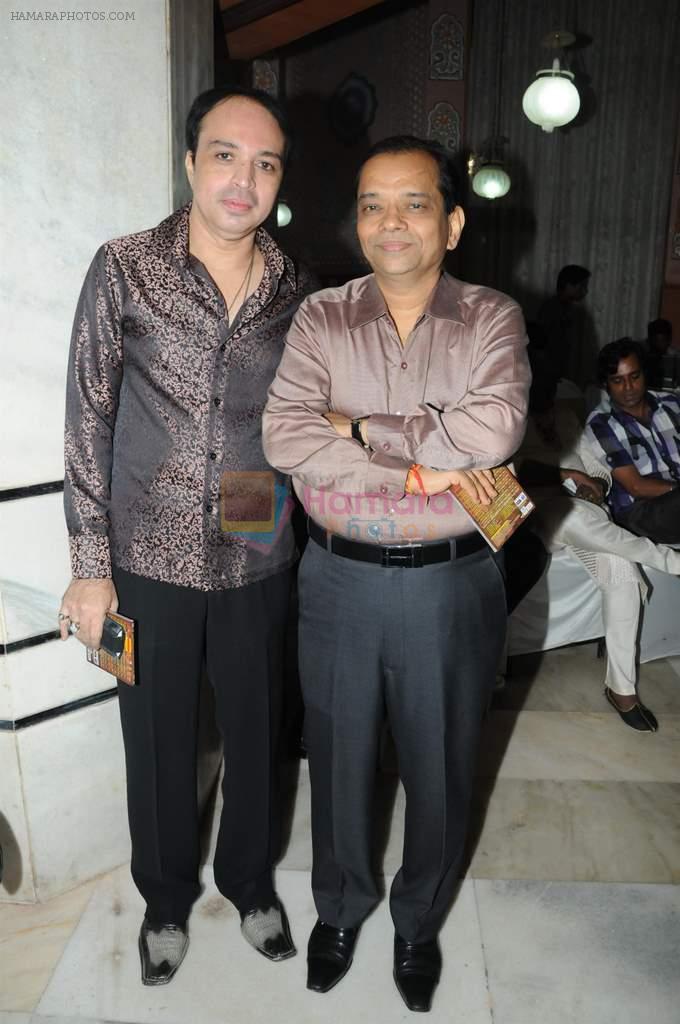 Ramesh Jain with Altaf Raja at the launch of Ravindra Jain's devotional album by Venus Worldwide Entertainment Pvt. Ltd on 3rd Aug 2012