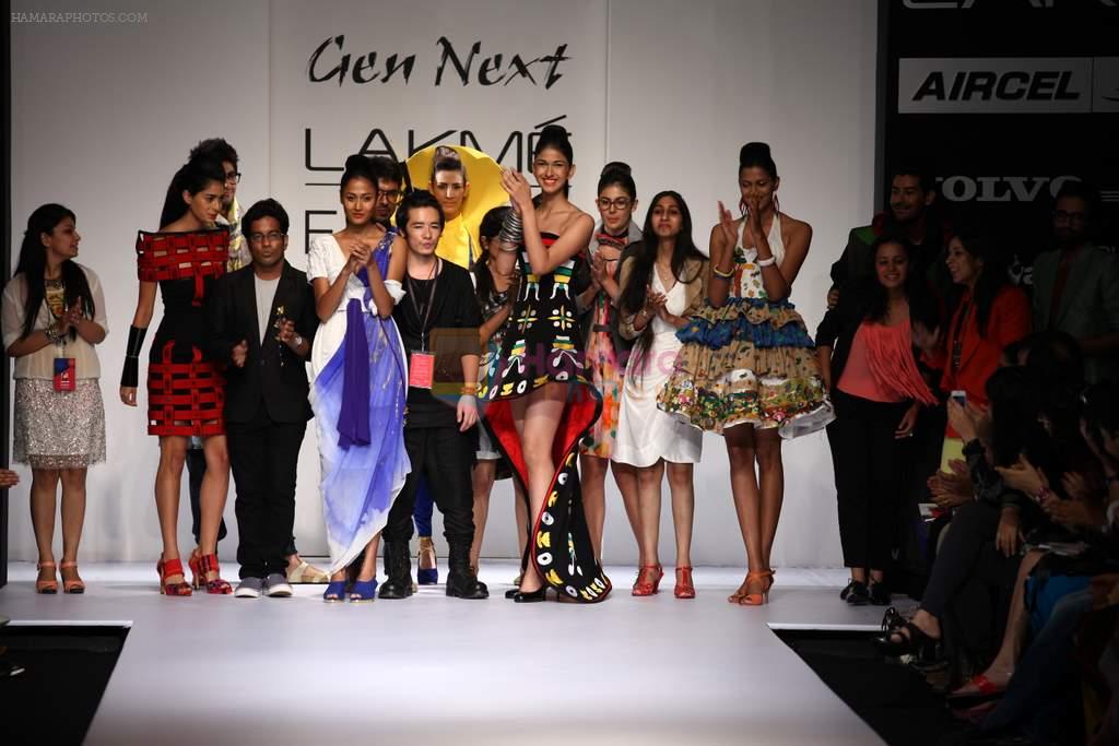 Model walk the ramp for Gen Next show at Lakme Fashion Week Day 1 on 3rd Aug 2012