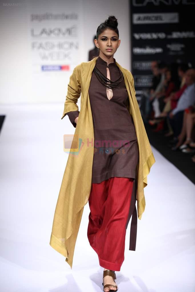 Model walk the ramp for Shift,Payal Khandwala,Roma Narsinghani show at Lakme Fashion Week Day 2 on 4th Aug 2012
