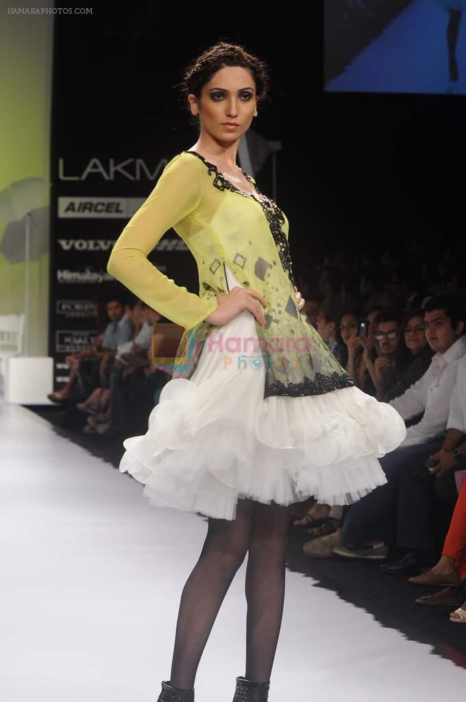Model walk the ramp for Archana Kocchar show at Lakme Fashion Week 2012 Day 5 in Grand Hyatt on 7th Aug 2012
