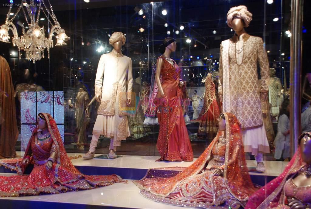 at Tarun Tahiliani Couture Exposition in Mehboob on 7th Aug 2012