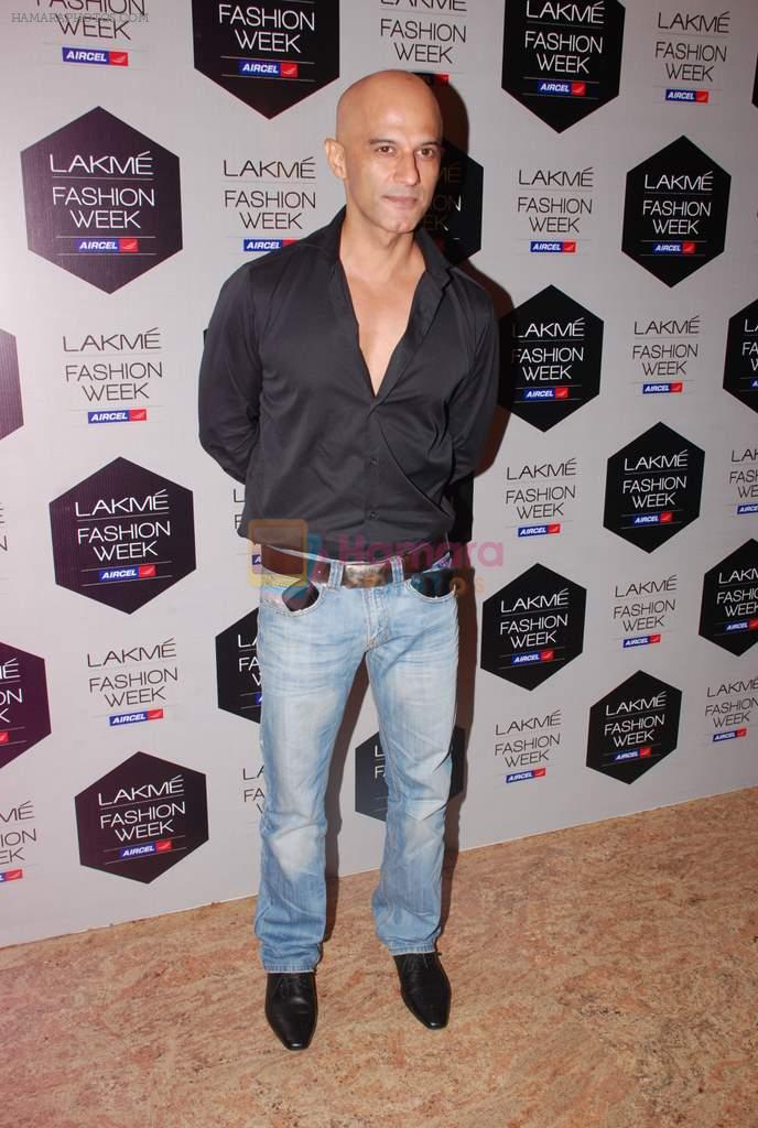 at LFW 2012 Day 4 in Grand Hyatt on 6th Aug 2012-1