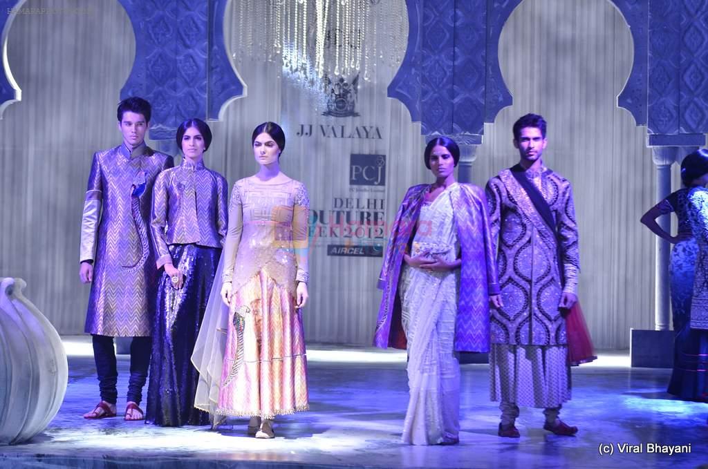 Model walk the ramp fo JJ Valaya Show at PCJ Delhi Couture Week day 1 on 8th Aug 2012