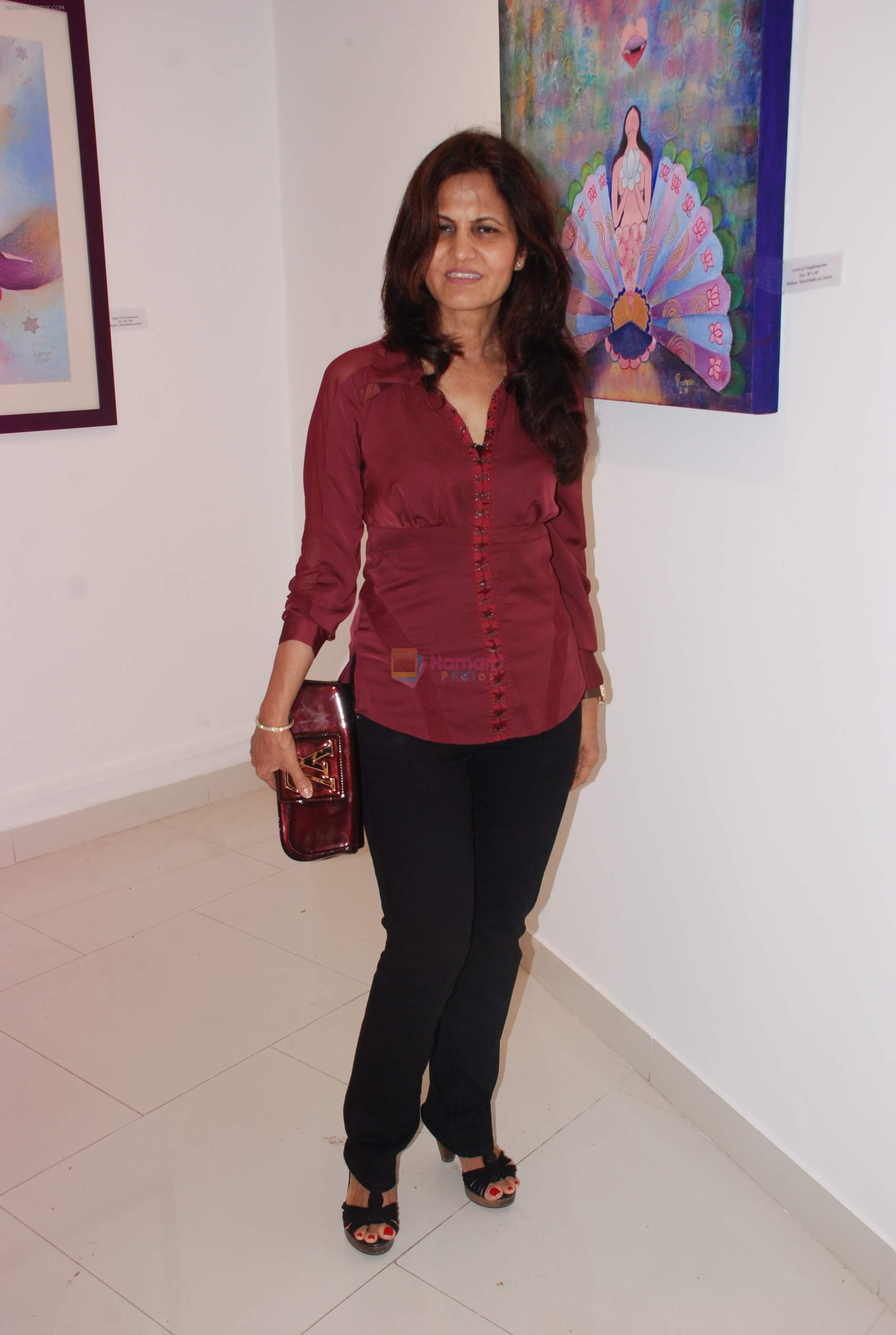 Usha Agarwal at Poonam Agarwal's Art Exhibition in Jehangir Art Gallery, Mumbai on 9th Aug 2012