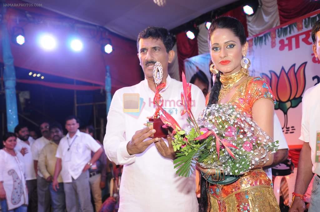 at Dahi Handi events in Mumbai on 10th Aug 2012