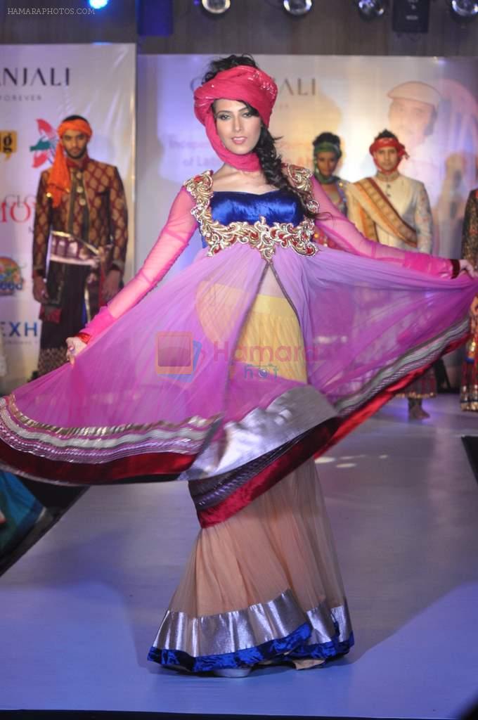 Model walks for Manali Jagtap Show at Global Magazine- Sultan Ahmed tribute fashion show on 15th Aug 2012