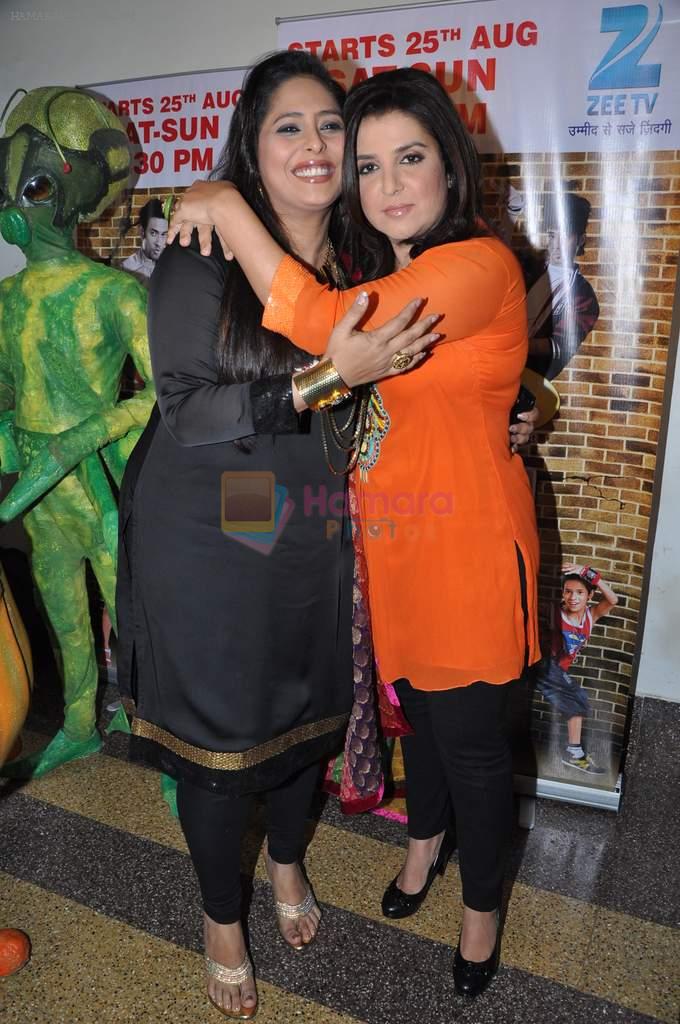 Geeta Kapoor,Farah Khan promotes Joker on the sets of ZEE Lil Masters in Famous on 20th Aug 2012