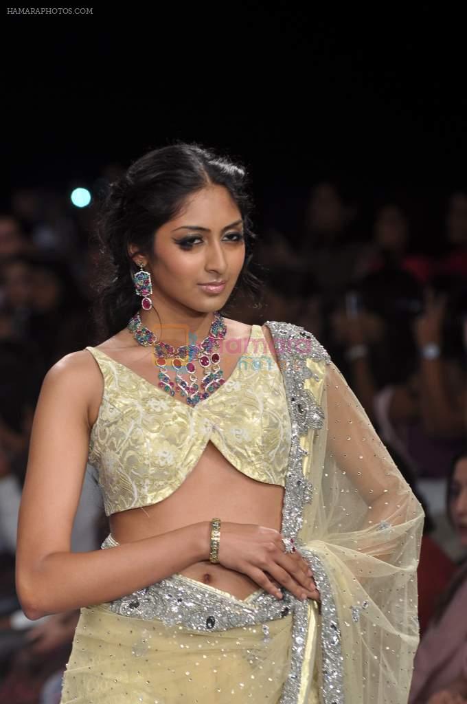 Model walks the ramp for YS 18 Show at IIJW Day 3 on 21st Aug 2012