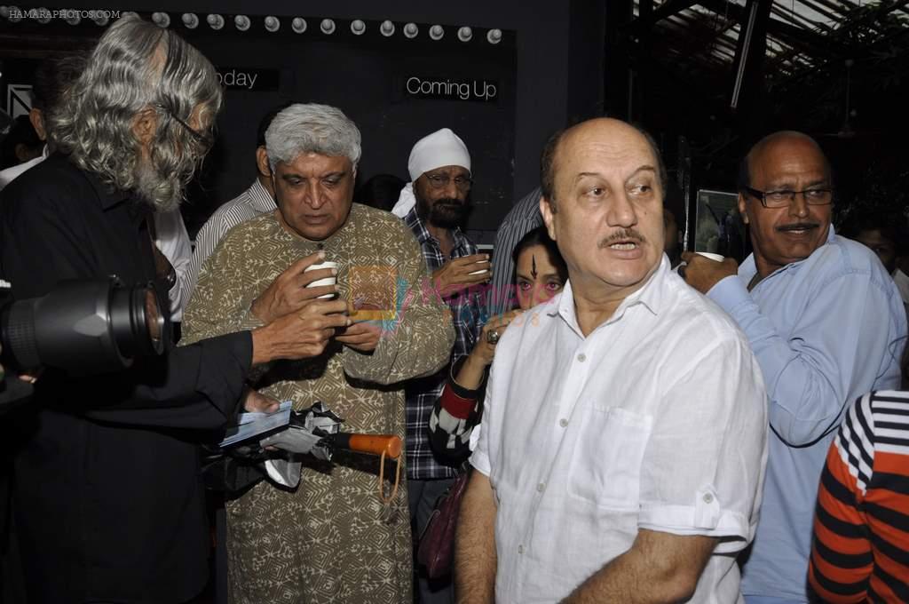Javed Akhtar,Anupam Kher at A K Hangal's prayer meet in Juhu, Mumbai on 27th Aug 2012