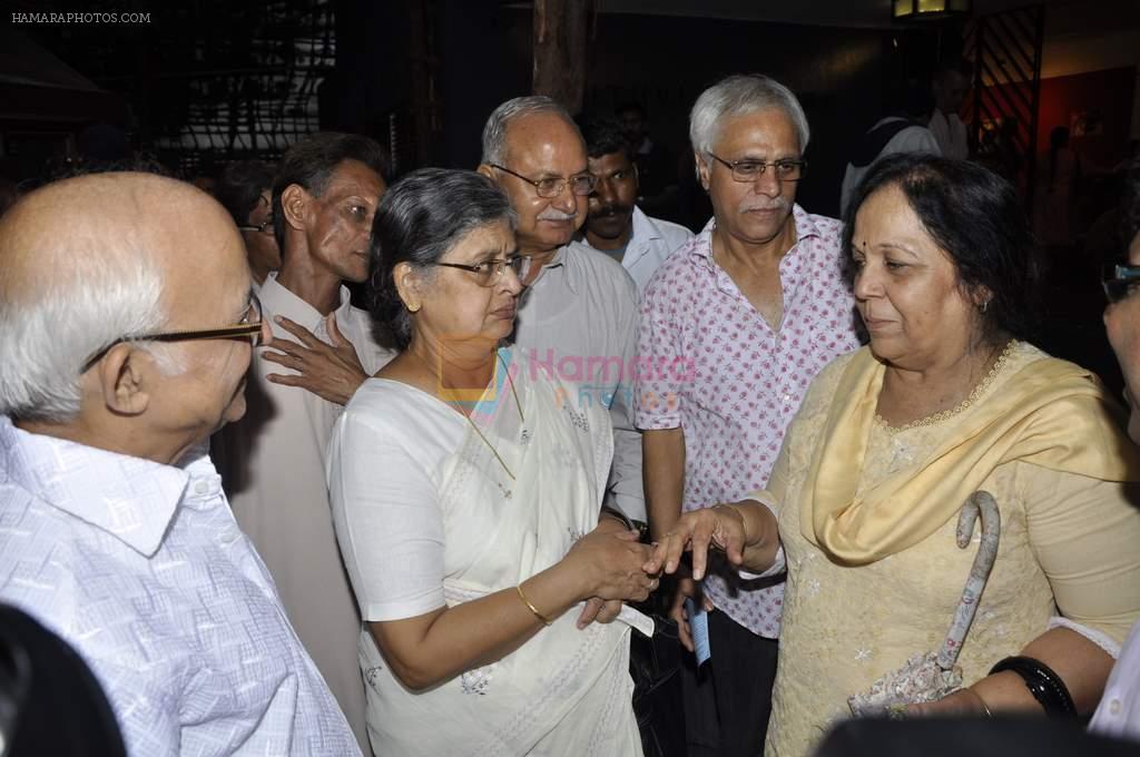 Sulbha Arya, Rohini Hattangadi at A K Hangal's prayer meet in Juhu, Mumbai on 27th Aug 2012
