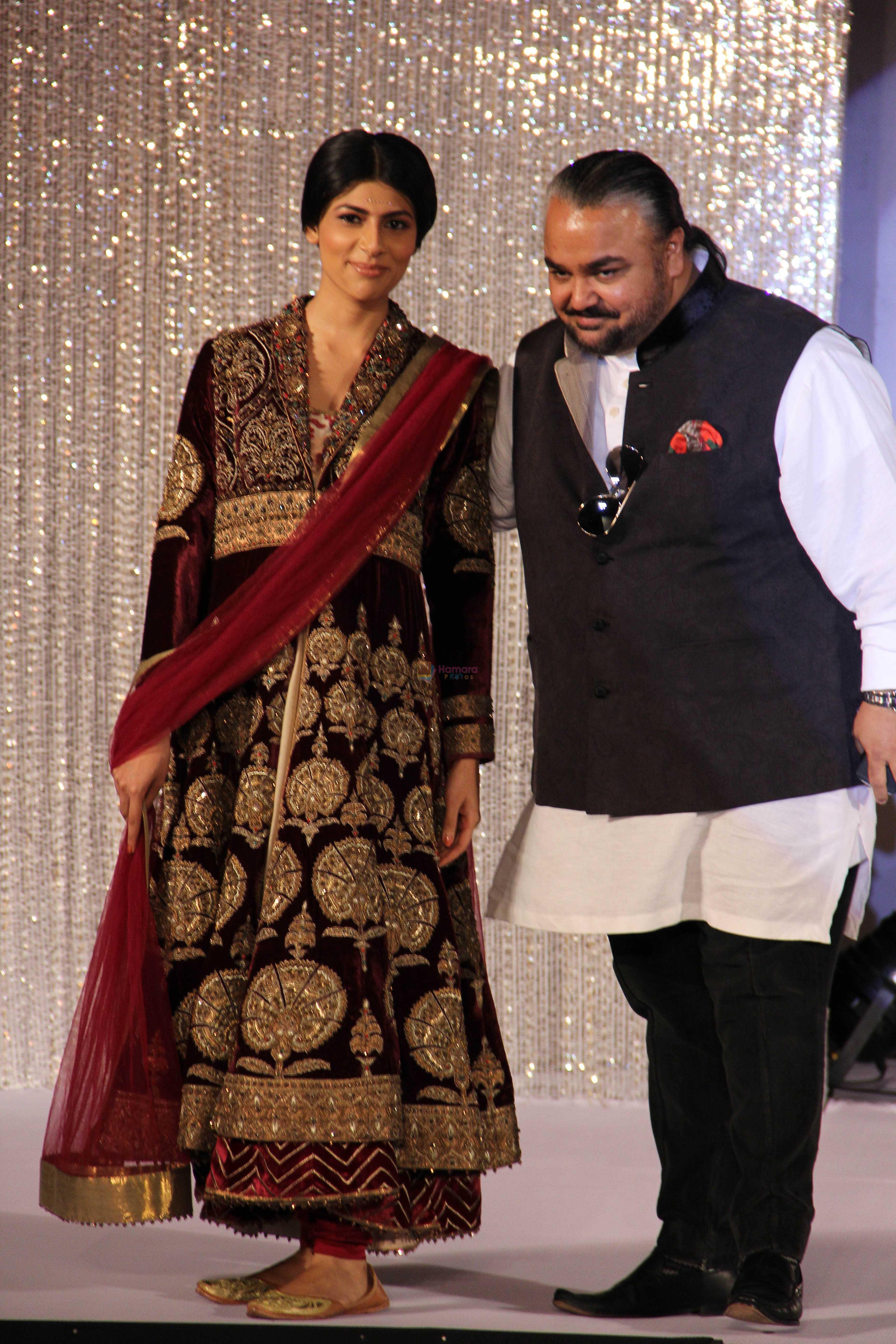 JJ Valaya with Vanya Mishra at Aamby Valley India Bridal Fashion Week 2012 in association with Azva 