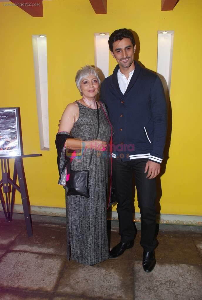 Kunal Kapoor at Geetu Hinduja's album launch in  The Loft on 6th Sept 2012
