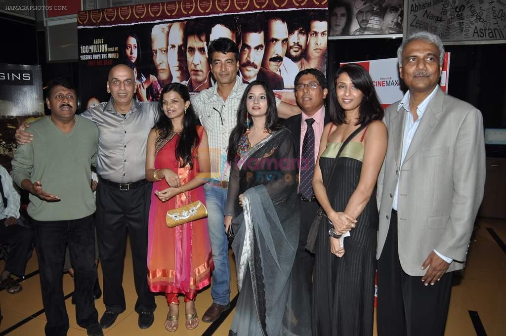 Vijay Patkar,Achint Kaur at Riwayat film premiere in Cinemax on 6th Sept 2012