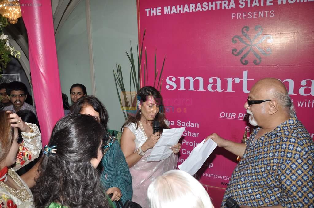 Shaina NC at Smart Mart event in Tote, Mumbai on 7th Sept 2012.